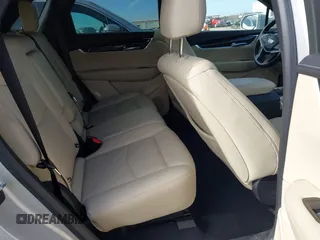 2019 Cadillac XT5 FWD z VIN 1GYKNARS9KZ244873, wystawiony jako IAAI lot #41164998 z przebiegiem 26 314 mil mil oraz . Historia ofert i sprzedaży dostępna na DreamBid. Obrazek 8.