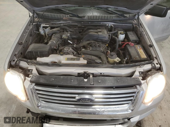 2009 Ford Explorer XLT with VIN 1FMEU73E99UA35633, listed as a Copart auction lot 50572125 with 124,471 mi miles and Salvage title. Bid and sale history available at DreamBid. Image 12.