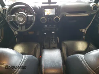 2017 Jeep Wrangler Unlimited 75th Anniversary с VIN 1C4BJWEG9HL532582, выставлен на аукционе Copart как лот 61303505 с пробегом 140 467 миль миль и Списание • Salvage title. История ставок и продаж доступна на DreamBid. Изображение 8.