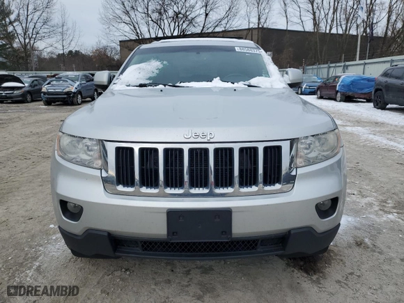 2011 Jeep Grand Cherokee Laredo with VIN 1J4RR4GT5BC647400, listed as a Copart auction lot 88588375 with 175,155 mi miles and Clean Title. Bid and sale history available at carsss.com. Image 5.