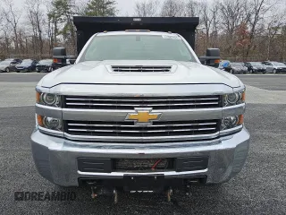 2018 Chevrolet Silverado 3500HD Work Truck with VIN 1GB3KYCY5JF128065, listed as a Copart auction lot 86155594 with 42,535 mi miles and Clean Title. Bid and sale history available at carsss.com. Image 5.
