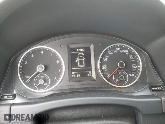 2016 Volkswagen Tiguan R-Line with VIN WVGBV7AX8GW609256, listed as a Copart auction lot 85888204 with 93,165 mi miles and Salvage Title. Bid and sale history available at DreamBid. Image 9.