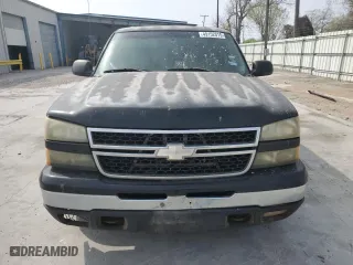 2006 Chevrolet Silverado 1500 LT1 with VIN 2GCEC13Z661313144, listed as a Copart auction lot 49152015 with 320,107 mi miles and Clean Title. Bid and sale history available at carsss.com. Image 5.