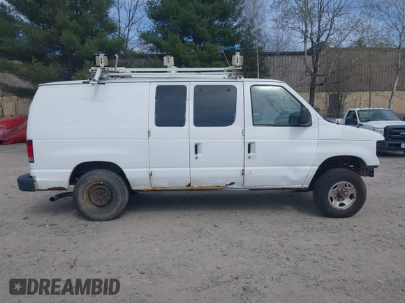 2011 Ford Econoline Cargo Commercial with VIN 1FTNE2EL0BDB36890, listed as a IAAI auction lot 42049933 with Not Provided miles. Bid and sale history available at carsss.com. Image 12.