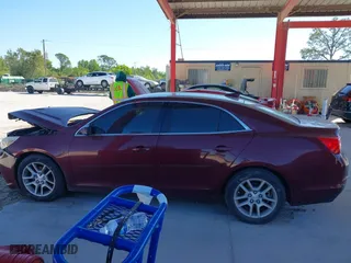 2015 Chevrolet Malibu LT with VIN 1G11C5SL0FF258582, listed as a IAAI auction lot 41770803 with 195,628 mi miles. Bid and sale history available at carsss.com. Image 14.