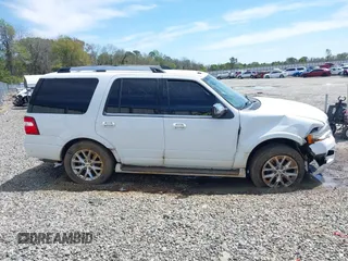2017 Ford Expedition Limited z VIN 1FMJU1KT6HEA26389, wystawiony jako IAAI lot #41878538 z przebiegiem 122 489 mil mil oraz . Historia ofert i sprzedaży dostępna na DreamBid. Obrazek 12.