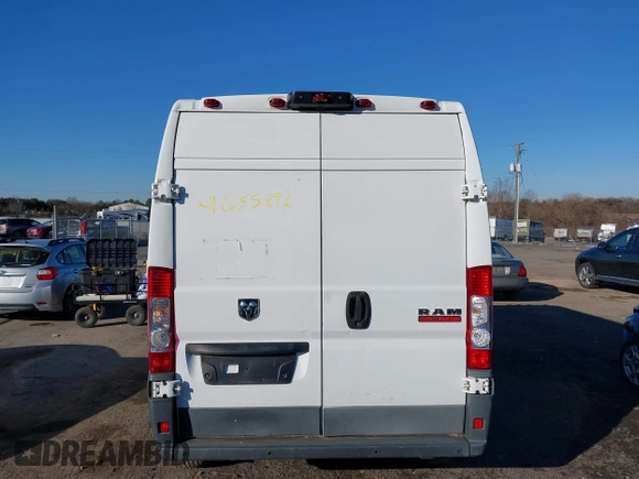 2015 Ram ProMaster Cargo with VIN 3C6TRVDG0FE501887, listed as a IAAI auction lot 41655896 with 121,574 mi miles and . Bid and sale history available at carsss.com. Image 16.