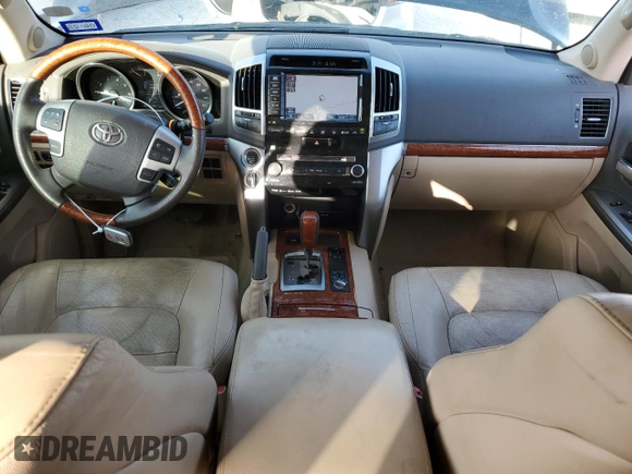 2014 Toyota Land Cruiser z VIN JTMHY7AJ6E4023763, wystawiony jako Copart lot #49921905 z przebiegiem 110 877 mil mil oraz Szkoda całkowita • Salvage title. Historia ofert i sprzedaży dostępna na DreamBid. Obrazek 8.