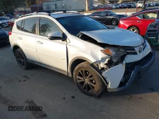 2015 Toyota RAV4 Limited z VIN 2T3YFREV4FW221275, wystawiony jako IAAI lot #41548895 z przebiegiem 61 370 mil mil oraz . Historia ofert i sprzedaży dostępna na DreamBid. Obrazek 1.