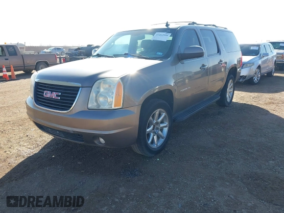 2012 GMC Yukon XL SLT with VIN 1GKS2KE73CR167820, listed as a IAAI auction lot 41462950 with 243,554 mi miles. Bid and sale history available at carsss.com. Image 2.