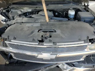 2006 Chevrolet Tahoe LS with VIN 1GNEC13V56R157805, listed as a Copart auction lot 42767595 with 356,062 mi miles and Salvage Title. Bid and sale history available at carsss.com. Image 12.