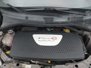 2016 FIAT 500e with VIN 3C3CFFGEXGT221901, listed as a IAAI auction lot 41729467 with 19,742 mi miles. Bid and sale history available at carsss.com. Image 10.