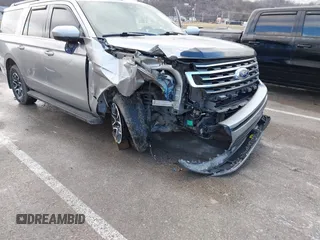 2020 Ford Expedition Max XLT z VIN 1FMJK1JT7LEA46344, wystawiony jako IAAI lot #41510918 z przebiegiem 81 991 mil mil oraz . Historia ofert i sprzedaży dostępna na DreamBid. Obrazek 6.