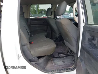 2018 Ram 2500 Tradesman with VIN 3C6UR5HJ0JG150860, listed as a IAAI auction lot 42163239 with 226,893 mi miles. Bid and sale history available at carsss.com. Image 8.