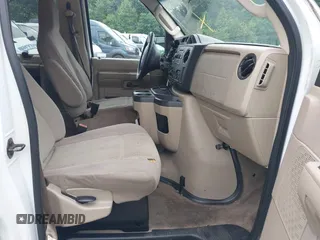 2011 Ford Econoline Passenger XL с VIN 1FBNE3BL3BDA61357, выставлен на аукционе IAAI как лот 39828147 с пробегом 106 810 миль миль и . История ставок и продаж доступна на DreamBid. Изображение 5.