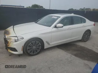 2019 BMW 5 Series 530i z VIN WBAJA5C52KWW18536, wystawiony jako Copart lot #59534795 z przebiegiem 75 546 mil mil oraz Nie do naprawy • Non repairable. Historia ofert i sprzedaży dostępna na DreamBid. Obrazek 1.