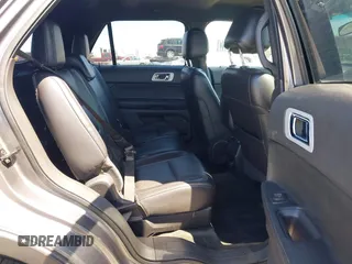 2014 Ford Explorer XLT z VIN 1FM5K7D85EGB73581, wystawiony jako IAAI lot #42355115 z przebiegiem 173 832 mil mil oraz . Historia ofert i sprzedaży dostępna na DreamBid. Obrazek 8.