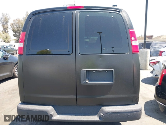 2013 Chevrolet Express Passenger 1LT with VIN 1GAZGYFG0D1193863, listed as a IAAI auction lot 42157138 with 125,958 mi miles and . Bid and sale history available at DreamBid. Image 17.