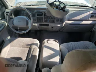 2001 Ford Excursion XLT z VIN 1FMNU40F11ED72890, wystawiony jako Copart lot #68567164 z przebiegiem 331 747 mil mil oraz Szkoda całkowita • Salvage title. Historia ofert i sprzedaży dostępna na DreamBid. Obrazek 8.