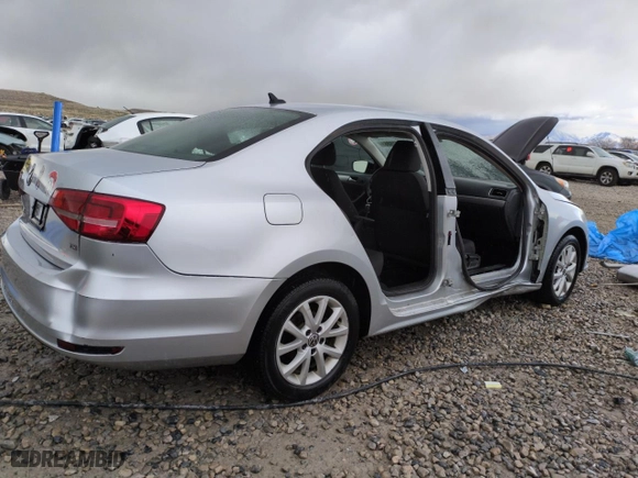 2015 Volkswagen Jetta Sedan 1.8T SE with VIN 3VWD17AJ6FM246584, listed as a Copart auction lot 45119865 with 174,502 mi miles and Salvage Title. Bid and sale history available at carsss.com. Image 3.