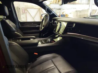 2022 Jeep Wagoneer Series II с VIN 1C4SJUBT5NS181161, выставлен на аукционе IAAI как лот 41699742 с пробегом 44 363 миль миль и . История ставок и продаж доступна на DreamBid. Изображение 5.