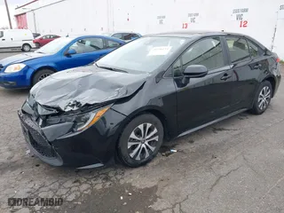 2022 Toyota Corolla Hybrid LE with VIN JTDEAMDE9NJ048100, listed as a IAAI auction lot 41746154 with 36,026 mi miles. Bid and sale history available at carsss.com. Image 17.