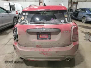 2022 MINI Countryman Cooper S with VIN WMZ83BR09N3P02526, listed as a Copart auction lot 84114224 with Not provided miles and Salvage title. Bid and sale history available at DreamBid. Image 6.