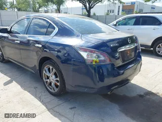 2014 Nissan Maxima 3.5 SV w/Premium Pkg with VIN 1N4AA5AP3EC480086, listed as a IAAI auction lot 42040820 with 156,947 mi miles. Bid and sale history available at carsss.com. Image 3.