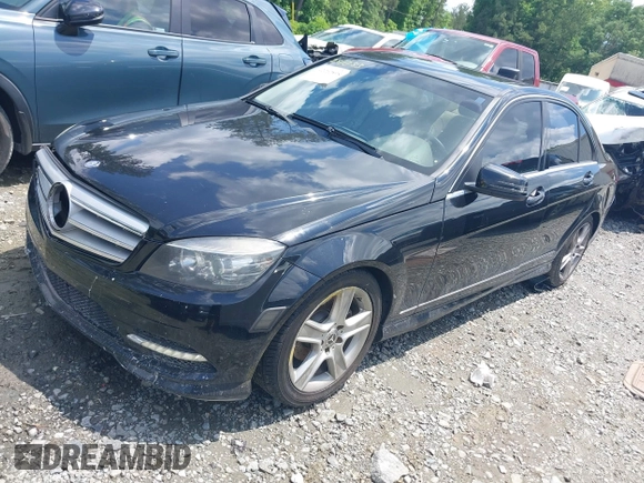 2011 Mercedes-Benz C 300 Sport с VIN WDDGF5EB1BA509120, выставлен на аукционе IAAI как лот 42262895 с пробегом 166 136 миль миль и . История ставок и продаж доступна на DreamBid. Изображение 17.
