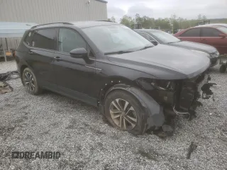 2022 Volkswagen Tiguan S with VIN 3VV0B7AX3NM076297, listed as a Copart auction lot 52021495 with 30,212 mi miles and Salvage title. Bid and sale history available at DreamBid. Image 4.