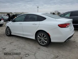 2016 Chrysler 200 S z VIN 1C3CCCBG4GN111295, wystawiony jako Copart lot #53568965 z przebiegiem 81 101 mil mil oraz Szkoda całkowita • Salvage title. Historia ofert i sprzedaży dostępna na DreamBid. Obrazek 2.