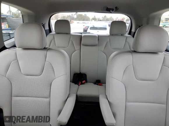 2022 Kia Telluride S with VIN 5XYP64HC8NG291769, listed as a Copart auction lot 47357995 with 41,982 mi miles and Salvage title. Bid and sale history available at DreamBid. Image 10.