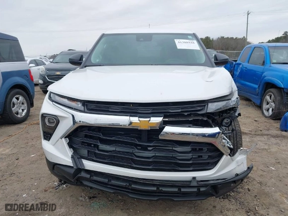 2024 Chevrolet TrailBlazer LS with VIN KL79MMSLXRB140503, listed as a IAAI auction lot 41308948 with 6,267 mi miles. Bid and sale history available at carsss.com. Image 12.