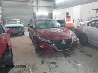 2021 Nissan Altima 2.5 SR with VIN 1N4BL4CV4MN316661, listed as a IAAI auction lot 40865466 with 74,304 mi miles. Bid and sale history available at carsss.com. Image 1.