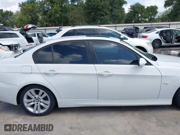 2007 BMW 3 Series 328i with VIN WBAVA37577NL11991, listed as a IAAI auction lot 42546909 with 185,804 mi miles and . Bid and sale history available at DreamBid. Image 13.