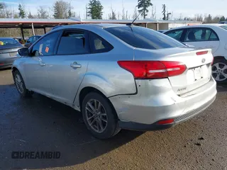 2018 Ford Focus SE with VIN 1FADP3F22JL262373, listed as a IAAI auction lot 41442133 with 1 mi miles. Bid and sale history available at carsss.com. Image 3.