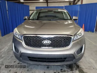 2016 Kia Sorento L with VIN 5XYPG4A36GG177506, listed as a Copart auction lot 49678365 with 176,334 mi miles and Clean Title. Bid and sale history available at DreamBid. Image 5.