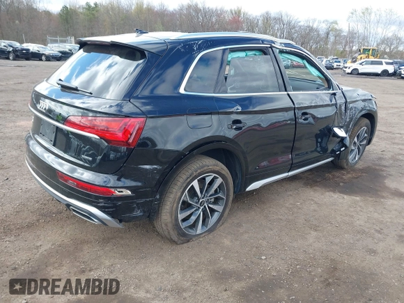 2024 Audi Q5 S line Premium z VIN WA1GAAFY8R2043043, wystawiony jako IAAI lot #42054728 z przebiegiem 10 929 mil mil oraz . Historia ofert i sprzedaży dostępna na DreamBid. Obrazek 4.
