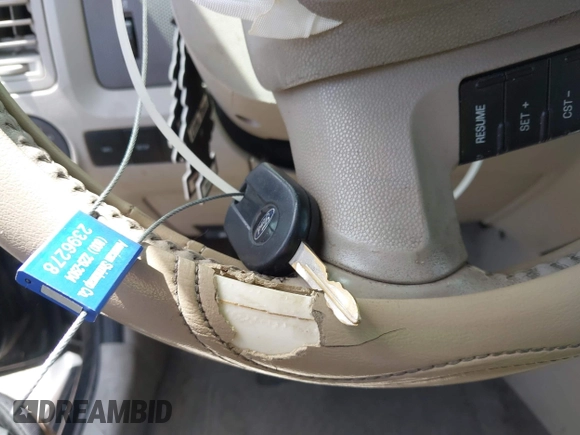 2008 Ford Escape XLT with VIN 1FMCU03198KA81467, listed as a IAAI auction lot 42263917 with 196,088 mi miles and . Bid and sale history available at DreamBid. Image 11.