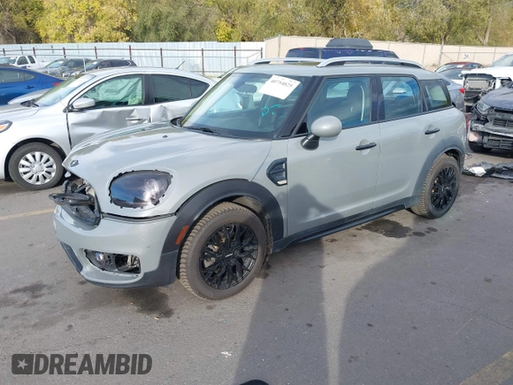 2017 MINI Countryman Cooper z VIN WMZYS7C38H3B63150, wystawiony jako IAAI lot #40754025 z przebiegiem 72 704 mil mil oraz . Historia ofert i sprzedaży dostępna na DreamBid. Obrazek 17.