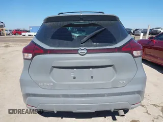 2021 Nissan Kicks SR z VIN 3N1CP5DV7ML556734, wystawiony jako IAAI lot #41652580 z przebiegiem 52 042 mil mil oraz . Historia ofert i sprzedaży dostępna na DreamBid. Obrazek 17.