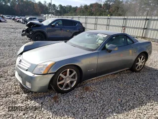 2004 Cadillac XLR z VIN 1G6YV34A845603654, wystawiony jako Copart lot #83494824 z przebiegiem 89 609 mil mil oraz Szkody całkowita. Historia ofert i sprzedaży dostępna na DreamBid. Obrazek 1.