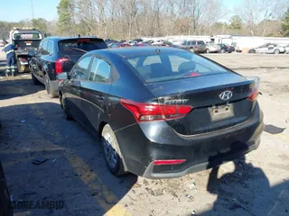 2019 Hyundai Accent SE with VIN 3KPC24A33KE073090, listed as a IAAI auction lot 41659941 with 39,500 mi miles. Bid and sale history available at carsss.com. Image 3.