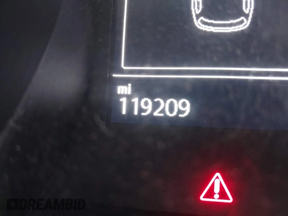 2015 Volkswagen Golf SportWagen TDI SE with VIN 3VWCA7AU0FM506614, listed as a IAAI auction lot 41552304 with 119,209 mi miles. Bid and sale history available at carsss.com. Image 16.