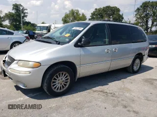 2000 Chrysler Town & Country LXi with VIN 1C4GP54L2YB534385, listed as a Copart auction lot 69637894 with 166,632 mi miles and Salvage Title. Bid and sale history available at carsss.com. Image 1.
