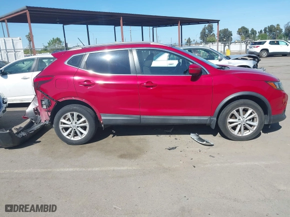 2018 Nissan Rogue Sport SV with VIN JN1BJ1CP9JW164787, listed as a IAAI auction lot 41988580 with 167,001 mi miles. Bid and sale history available at carsss.com. Image 14.