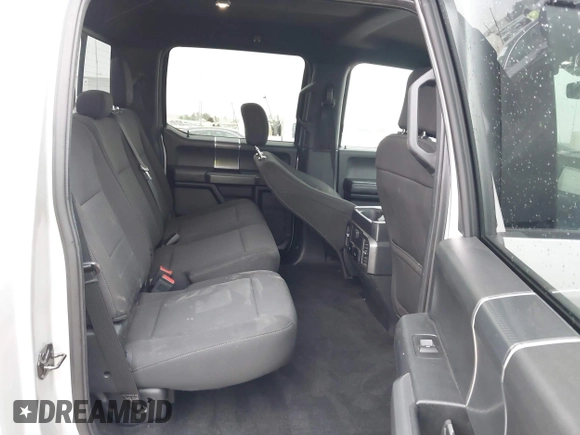 2018 Ford F-150 XL with VIN 1FTEW1CP8JKC66326, listed as a IAAI auction lot 41937917 with 204,091 mi miles. Bid and sale history available at carsss.com. Image 8.