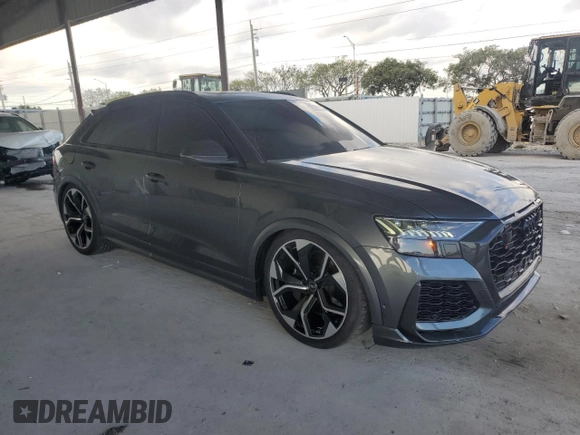 2023 Audi RS Q8 z VIN WU1ARBF19PD039360, wystawiony jako Copart lot #47538615 z przebiegiem 8 961 mil mil oraz Szkoda całkowita • Salvage title. Historia ofert i sprzedaży dostępna na DreamBid. Obrazek 4.