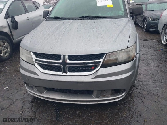 2018 Dodge Journey SE with VIN 3C4PDCAB3JT526843, listed as a IAAI auction lot 41359511 with 231,471 mi miles. Bid and sale history available at carsss.com. Image 12.