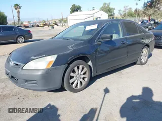 2006 Honda Accord EX-L z VIN 1HGCM665X6A066714, wystawiony jako IAAI lot #42268642 z przebiegiem 243 025 mil mil oraz . Historia ofert i sprzedaży dostępna na DreamBid. Obrazek 2.